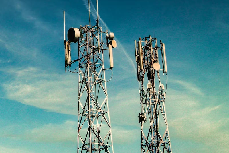 Ở Hàn Quốc đã triển khai dịch vụ internet di động cơ bản miễn phí, có thể truy cập ngay cả khi hết dung lượng dữ liệu hoàn toàn