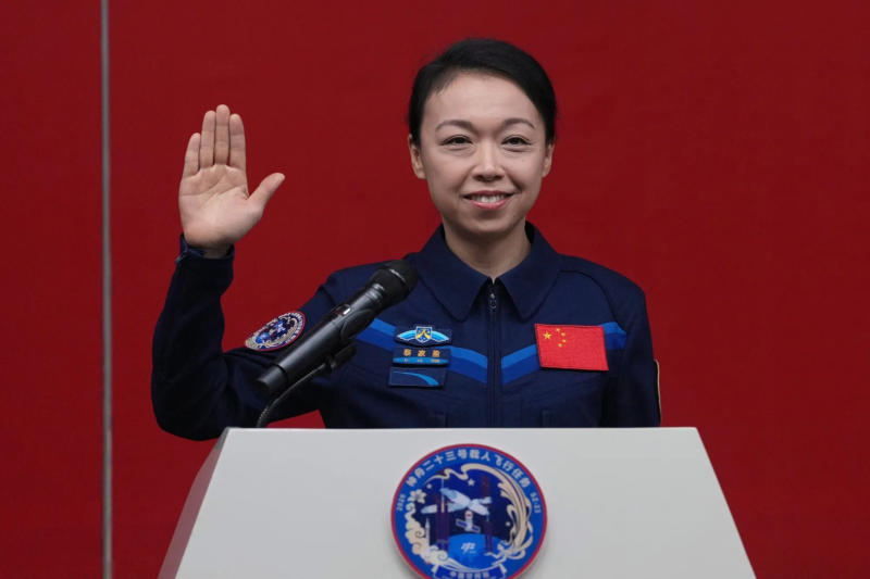 Người phụ nữ tàu hỏa đầu tiên của Hồng Kông sẽ bay lên Trạm Vũ trụ Trung Quốc (MCS)