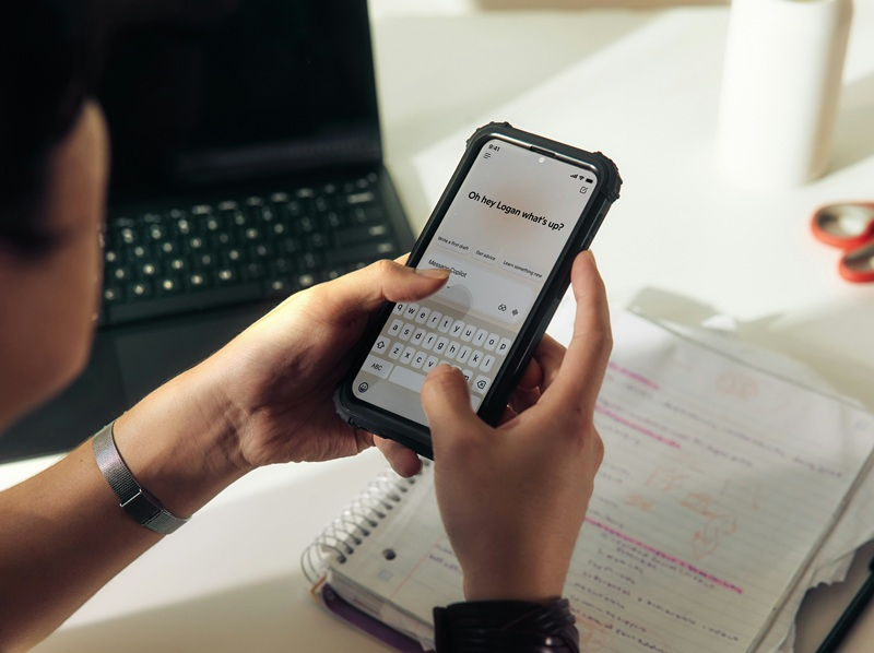 Trong cuộc khảo sát, đã phát hiện ra rằng một nửa nhân viên tại Hoa Kỳ đã áp dụng trí tuệ nhân tạo trong nơi làm việc.