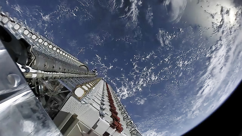 Google đang thảo luận với SpaceX về việc lắp đặt các trung tâm dữ liệu ngoài hành tinh trong khuôn khổ sáng kiến Suncatcher của mình