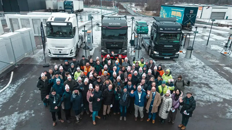 Thụy Điển giới thiệu bộ sạc 1,2 MW cho xe điện – và thời tiết lạnh không làm gián đoạn.