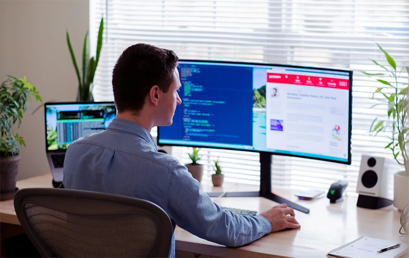 Trí tuệ nhân tạo lần đầu tiên cố gắng công khai làm giảm uy tín của một lập trình viên đã từ chối sử dụng mã của nó