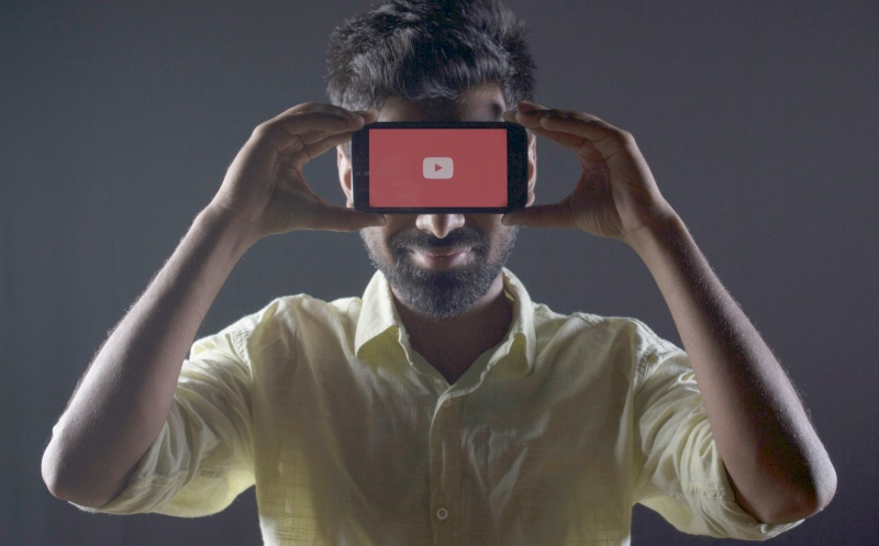 YouTube bắt buộc quảng cáo khi xem trên TV khắp thế giới