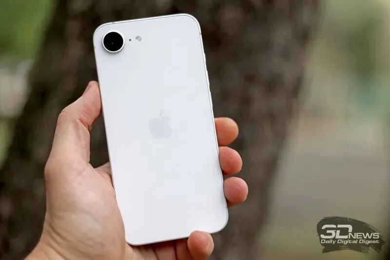 iPhone 17e với giá iPhone 16e, nhưng có chip A19 và hỗ trợ sạc MagSafe