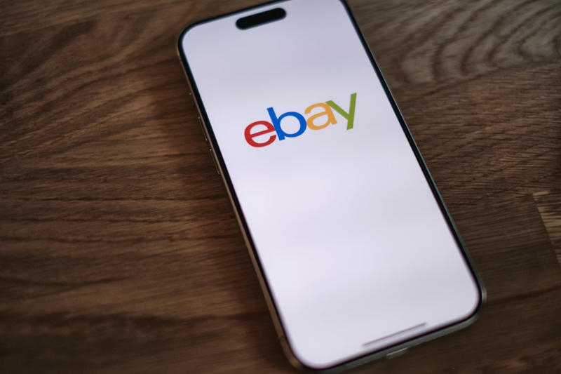 Ebay đã từ chối giao dịch giảm giá và không có lợi nhuận của GameStop với mức mua 56 tỷ đô la