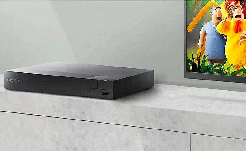 Sony đang ra mắt các máy ghi Blu‑ray mới trong tháng này, và sản xuất các bộ phát vẫn tiếp tục.