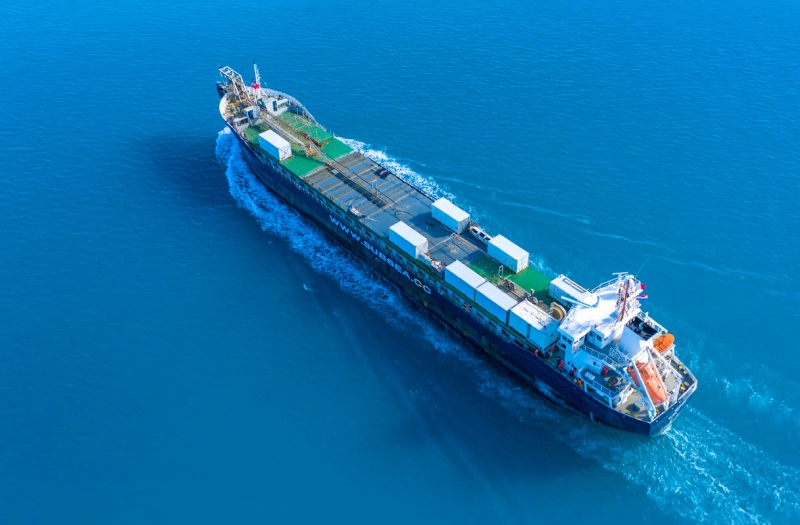 Các năm làm việc đầu tiên cho thấy rằng cáp quang xuyên Đại Tây Dương đầu tiên sẽ được ngừng sử dụng.