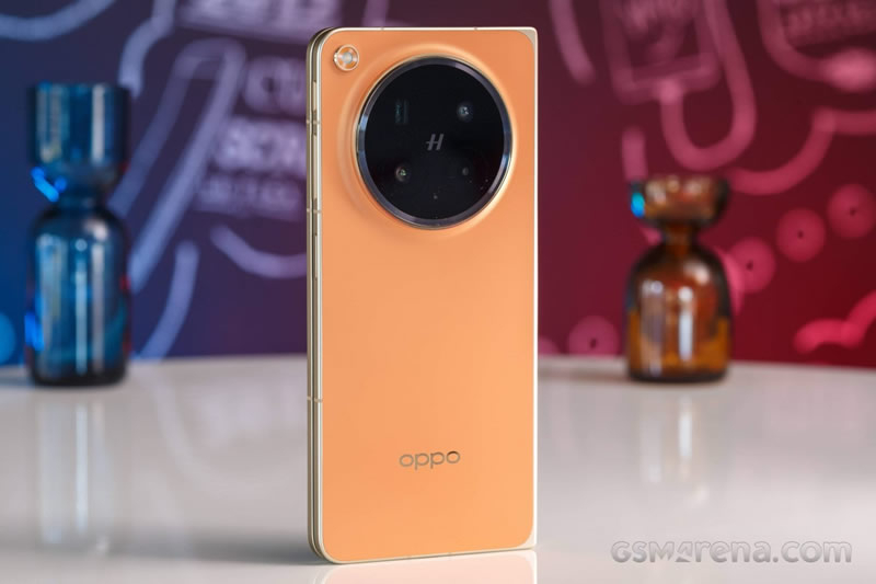 Oppo Find N6 là chiếc điện thoại gập được công bố để đánh giá camera trước khi ra mắt vào ngày 17 tháng 3.