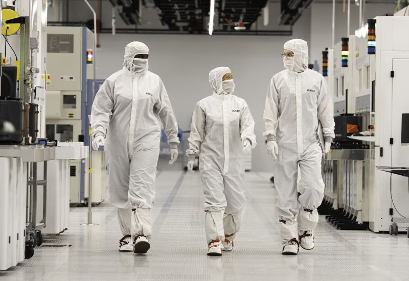 Có thể mất vài năm nữa trước khi giá của bộ nhớ giảm xuống—các chuyên gia thị trường cảnh báo.