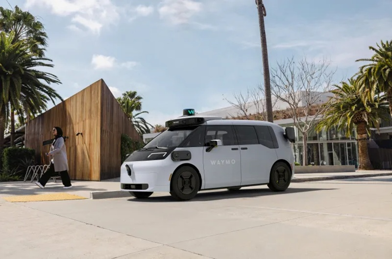 Waymo đã đưa vào vận hành thế hệ thứ sáu của xe tự lái: trước đây dành cho nhân viên, bây giờ mở rộng ra công chúng với hàng chục nghìn chiếc xe.
