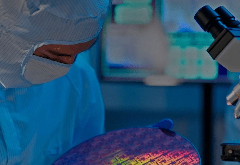 Các công ty châu Á đầu tư 136 tỷ đô la vào xây dựng nhà máy sản xuất chip, thúc đẩy tốc độ phát triển ngành AI.