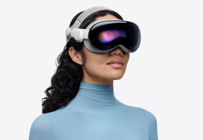 Apple đã hoãn phát hành Vision Pro tiếp theo đến năm 2028, tập trung vào kính thông minh và các thiết bị có trí tuệ nhân tạo.