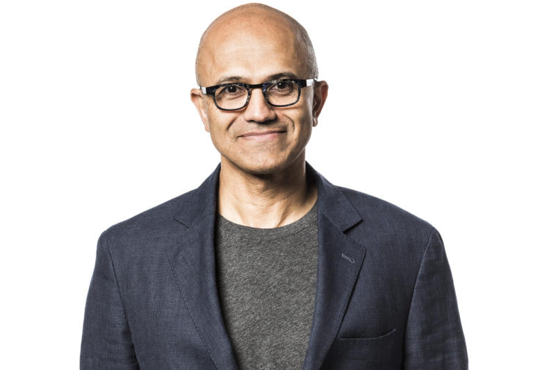 Satya Nadella của Microsoft đã đưa ra “mã đỏ” cho Copilot