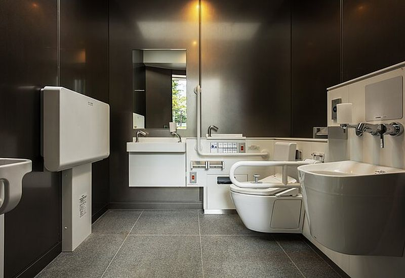 Nhà máy Nhật Bản sản xuất toilet bất ngờ thu lợi nhuận từ sự tăng trưởng nhu cầu AI và thiếu hụt bộ nhớ