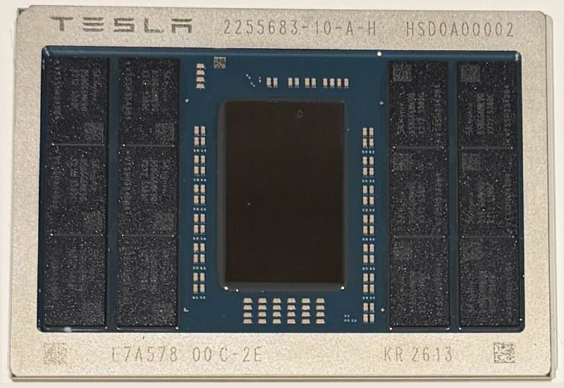 Tesla đang phát triển một bộ máy tính trên tàu điều khiển tự động được cập nhật với dung lượng bộ nhớ gấp đôi
