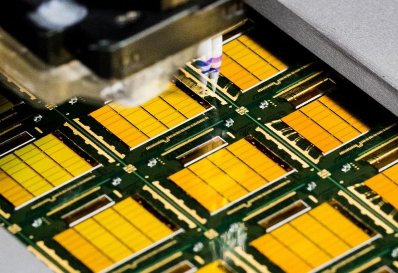 Giá cả của bộ nhớ được cập nhật hàng giờ và các nhà sản xuất nhỏ hầu như bị loại khỏi thị trường cung cấp