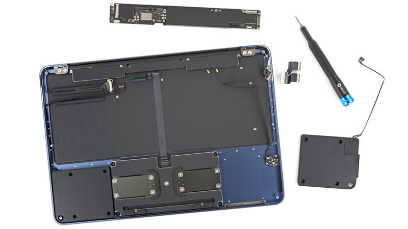 iFixit đã phân tích MacBook Neo và coi nó là chiếc laptop dễ sửa chữa nhất trong số các máy tính xách tay của Apple