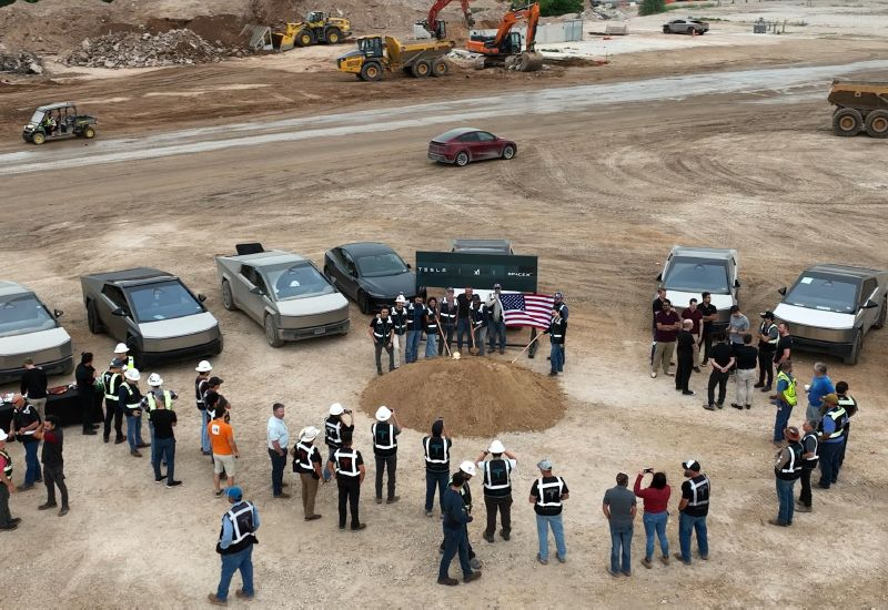 Doanh thu Tesla trong quý đầu tiên tăng 16 %, tuy nhiên vẫn thấp hơn dự báo thị trường